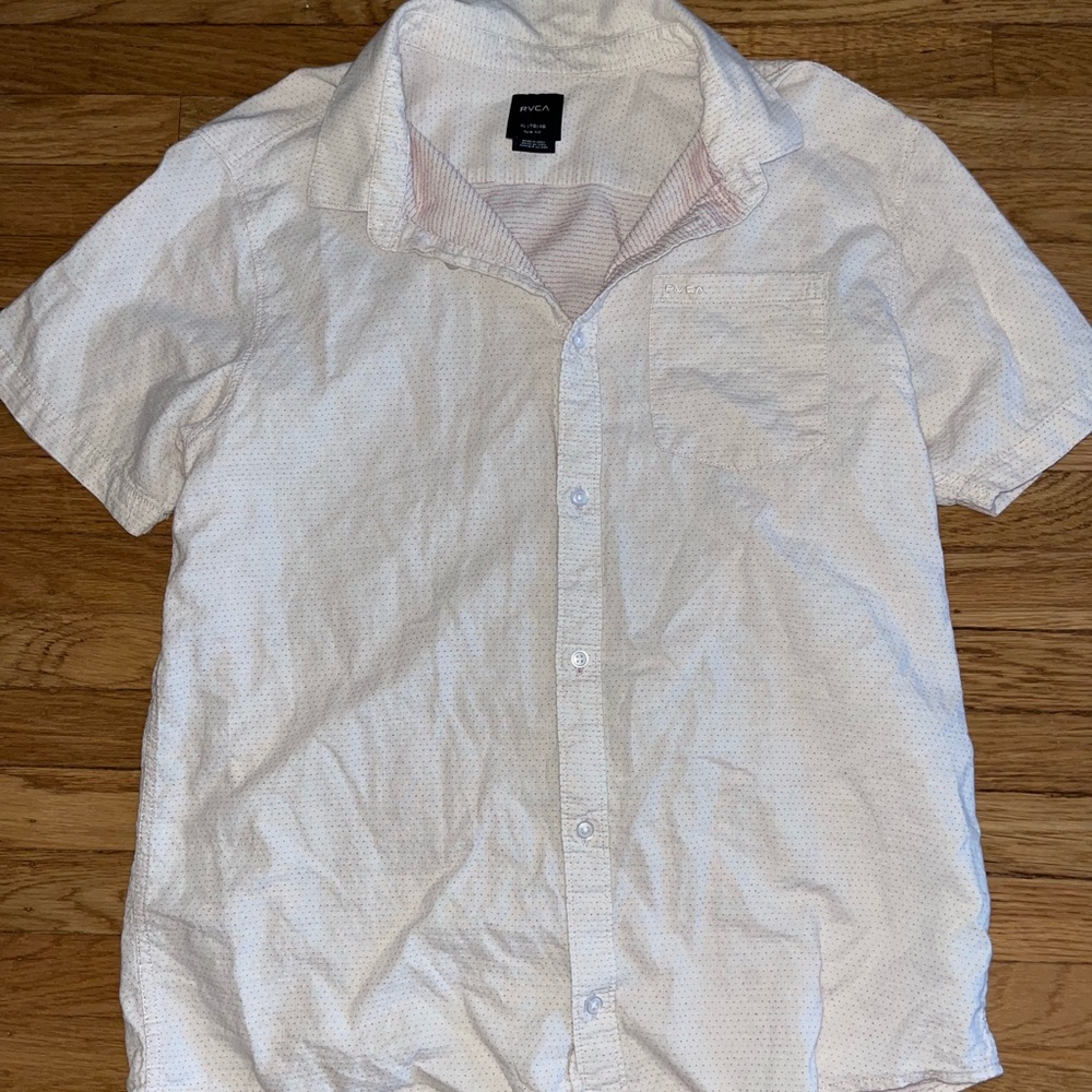 RVCA Men's White and light pink Short Sleeve Button Down Shirt